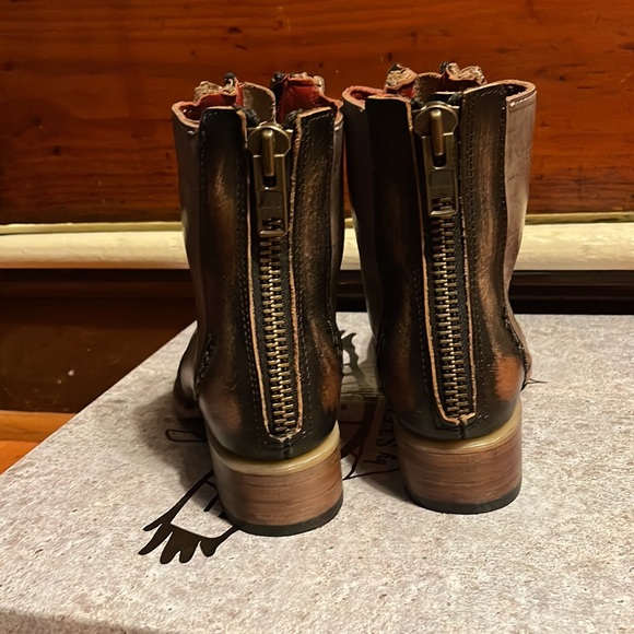 NIB *retired* Freebird WALES 7 Stone Multi - Picture 5 of 9